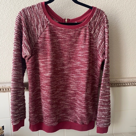 Lightweight Sweater - Picture 1 of 2